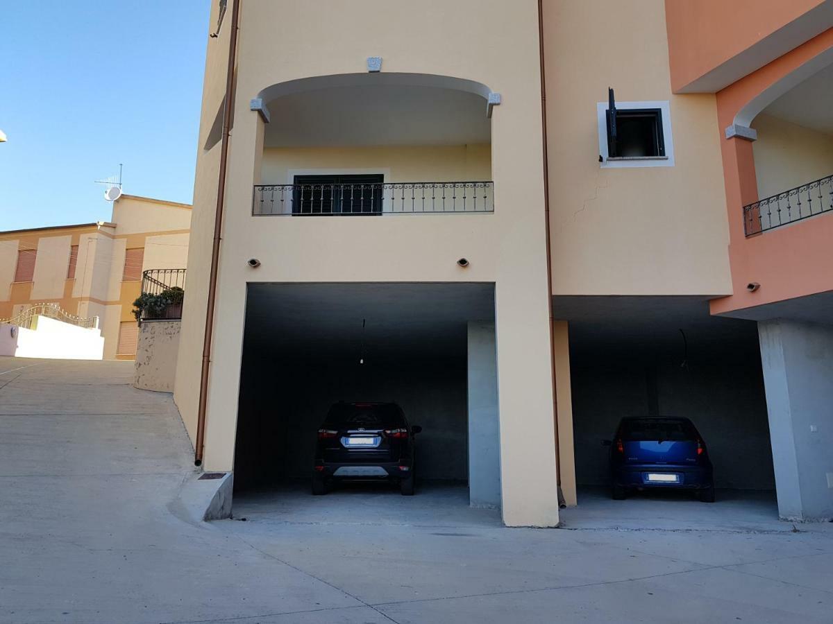 Borgo Lu Canali Da Gavino Apartment Бадези Екстериор снимка