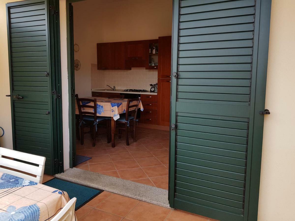 Borgo Lu Canali Da Gavino Apartment Бадези Екстериор снимка
