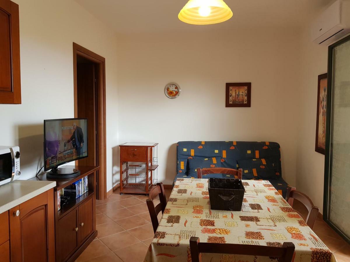 Borgo Lu Canali Da Gavino Apartment Бадези Екстериор снимка