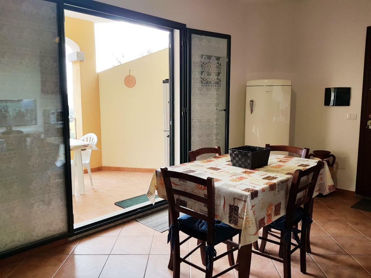 Borgo Lu Canali Da Gavino Apartment Бадези Екстериор снимка